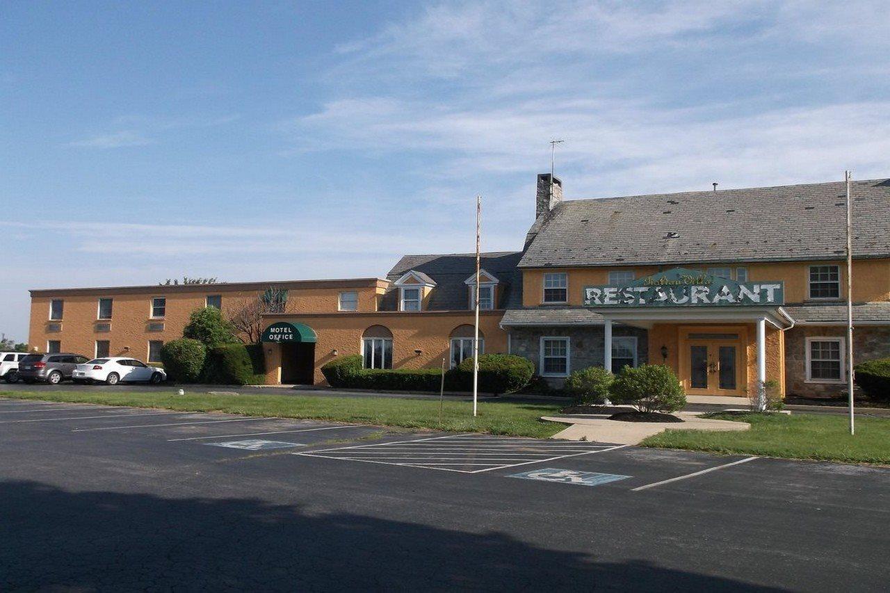Rodeway Inn Amish Country Smoketown  Exterior photo